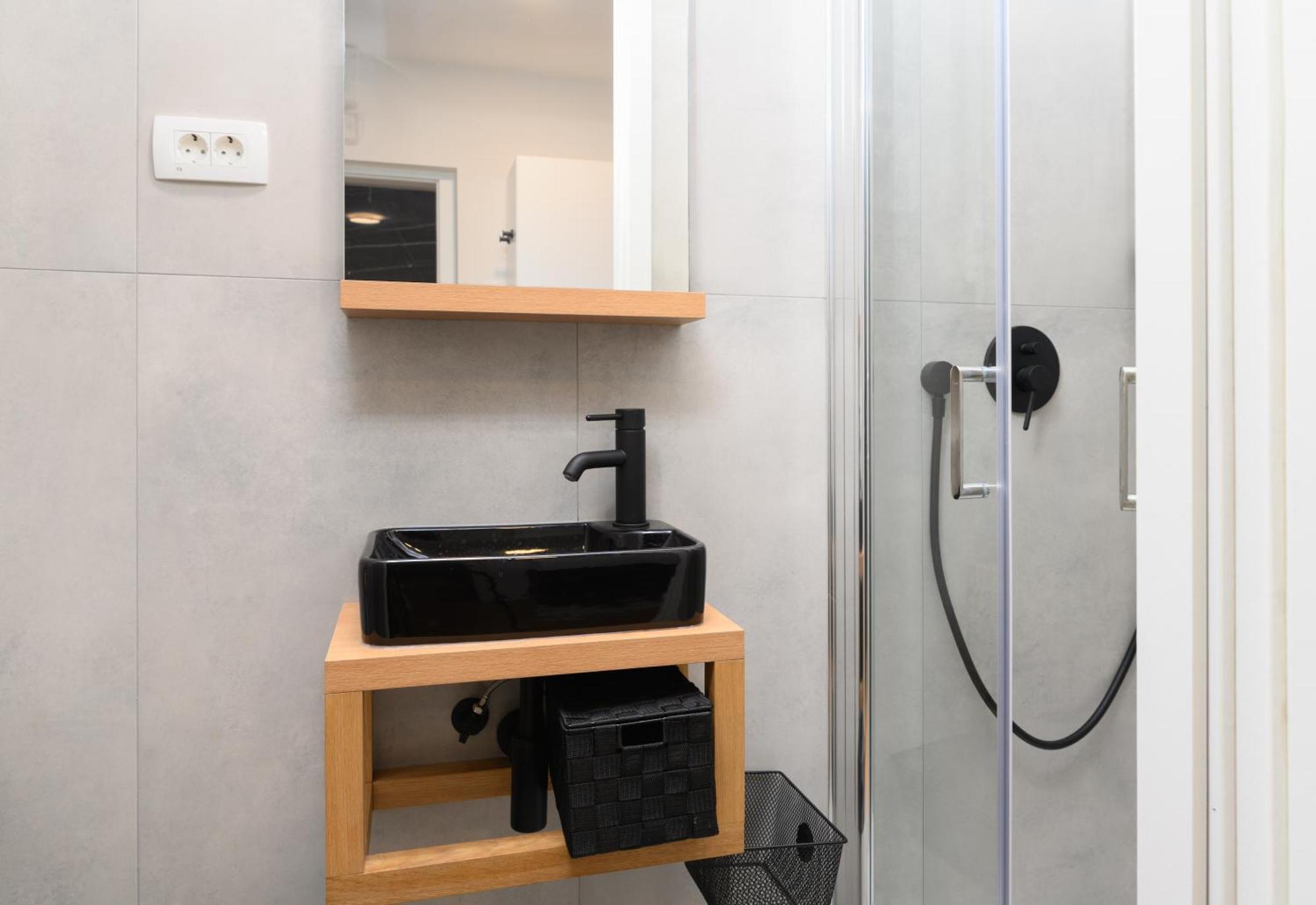 Lilija Apartments Trzin Εξωτερικό φωτογραφία