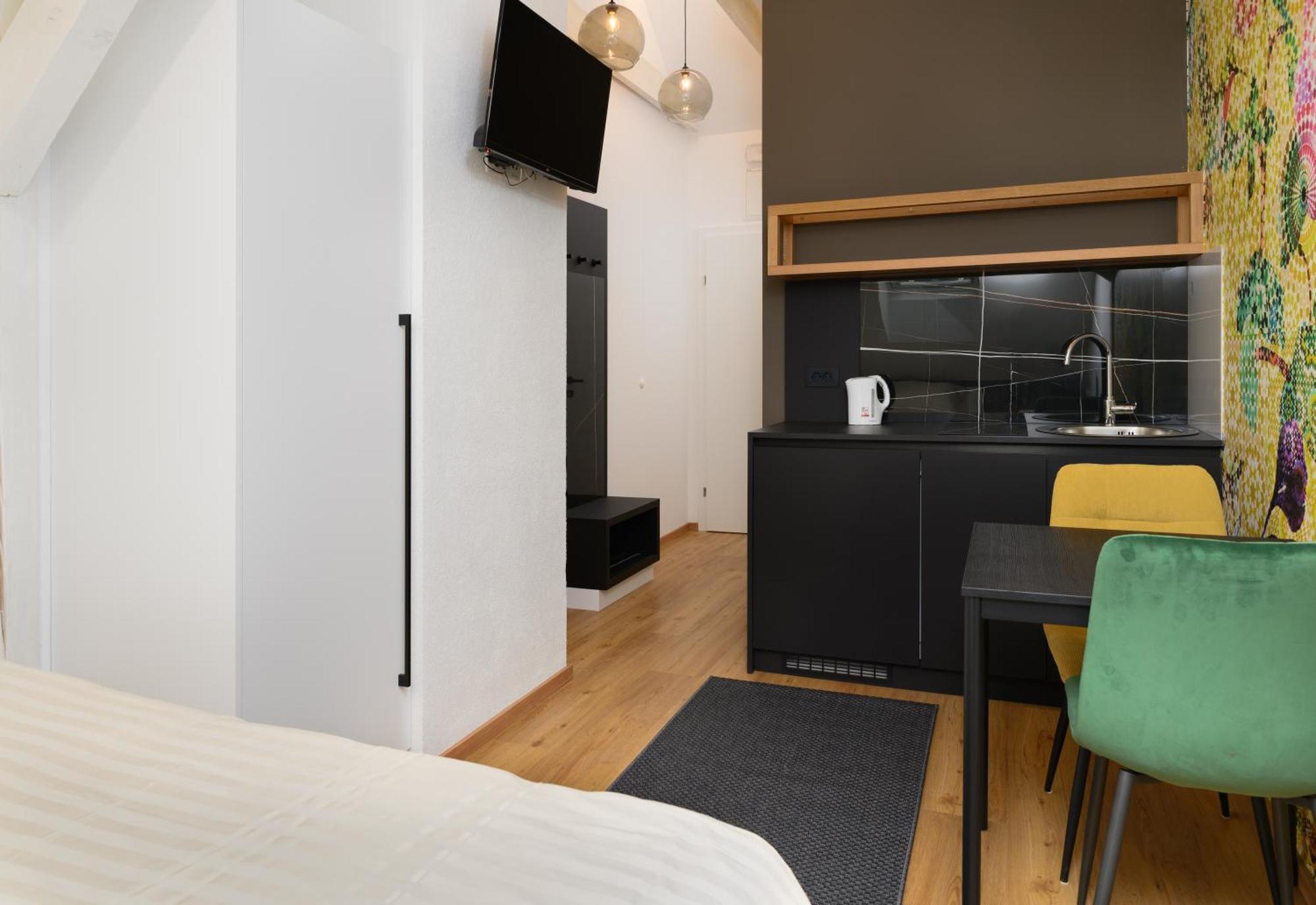 Lilija Apartments Trzin Εξωτερικό φωτογραφία